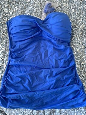 Anne Cole Blue Twist-Front Strapless Swim Top